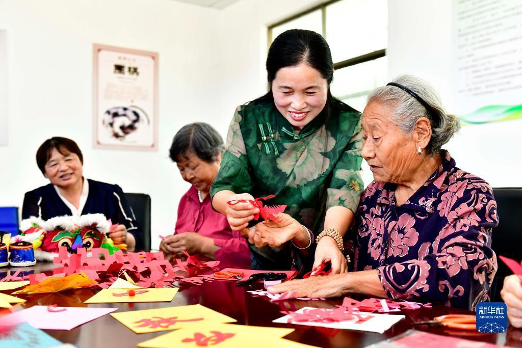申慱娱乐下载